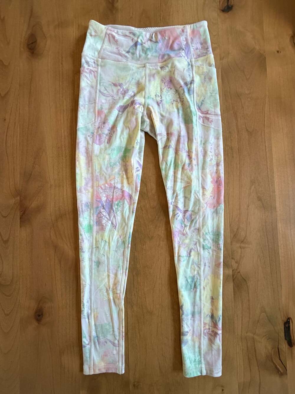 Victoria'S Secret Rainbow Floral Essential Pocket Leggings Size 10